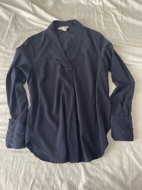 H&M Women's Dark Navy V-Neck Long-Sleeve Blouse size 6
